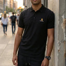 [Pague Só 3, Leve 5!] Polo Ursus Masculina em Malha Piquet (Algodão e Poliéster) com Acabamento Reforçado e Logo Bordado + 3 Bermudas e Relógio